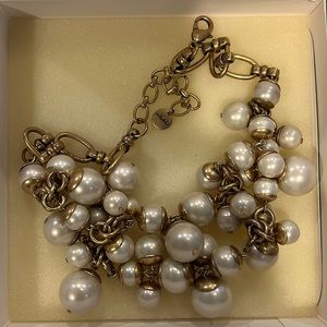 Stella & dot Two strand imitation large pearl necklace in gold.